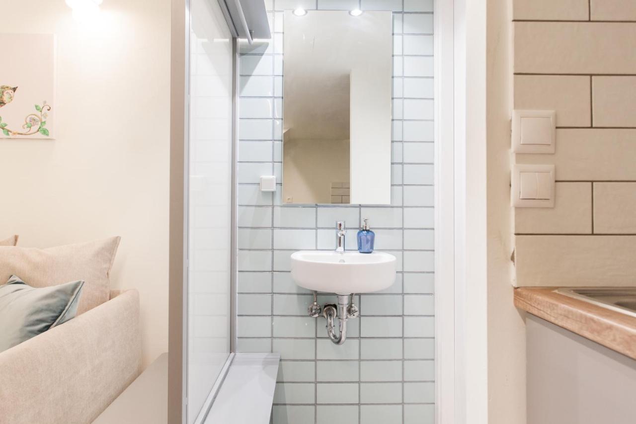 Relax In This Funky Loft Next To Metro! Athen Exterior foto
