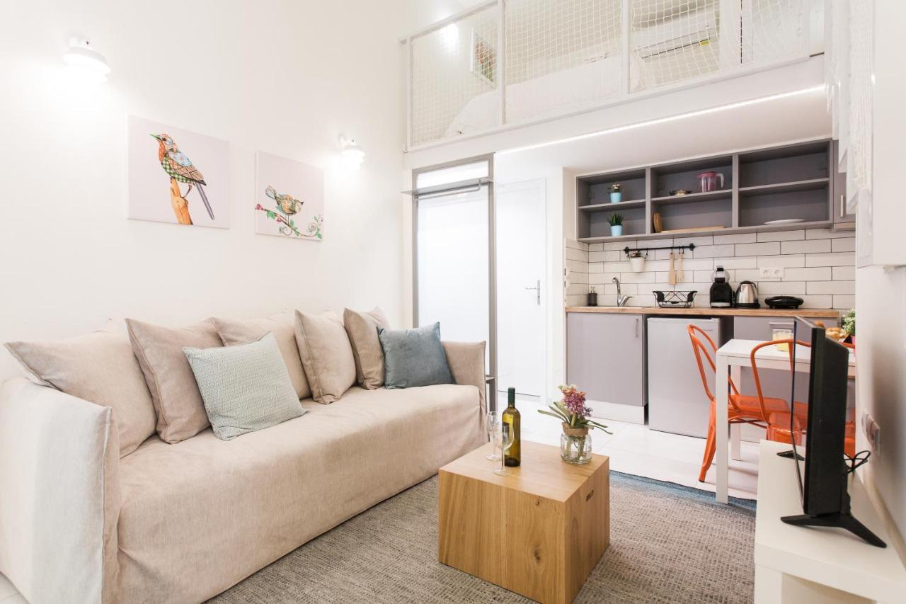 Relax In This Funky Loft Next To Metro! Athen Exterior foto