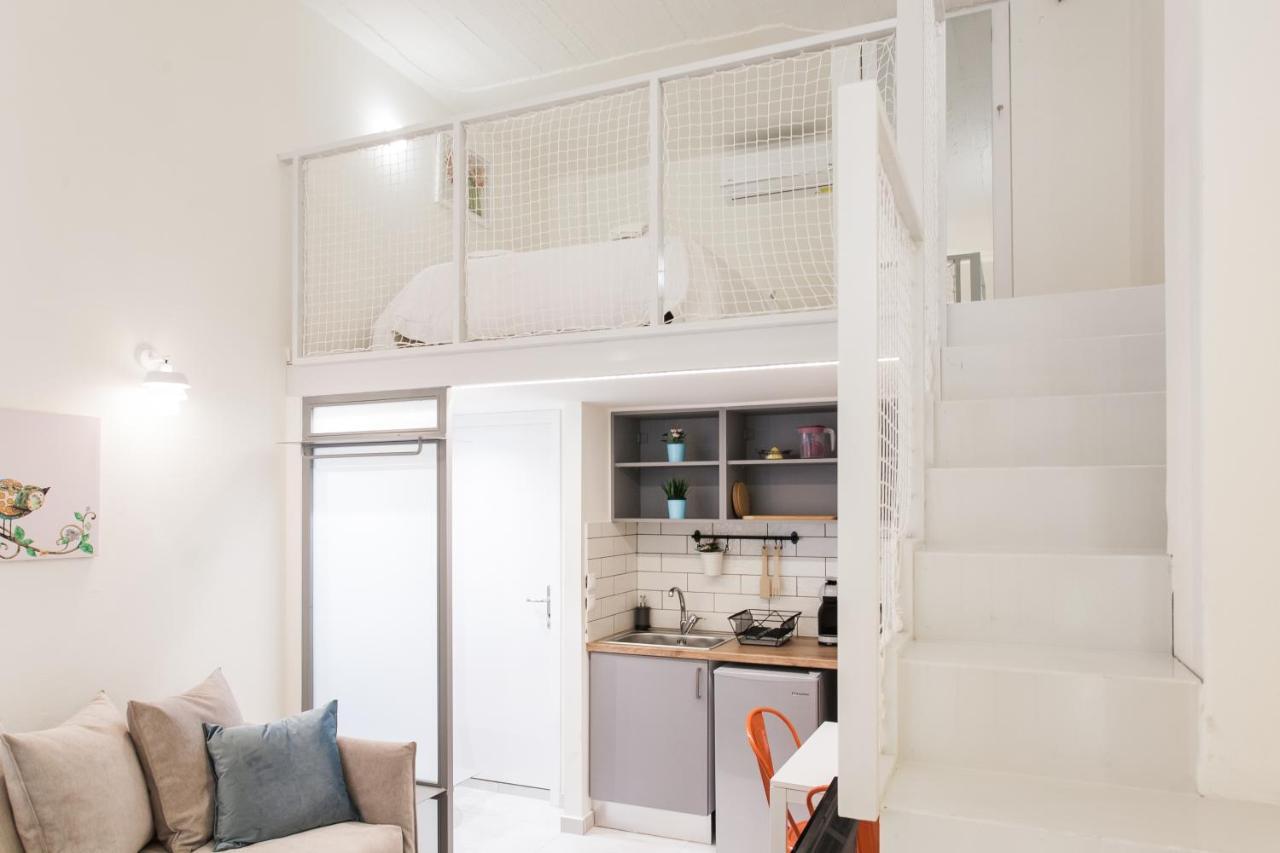 Relax In This Funky Loft Next To Metro! Athen Exterior foto